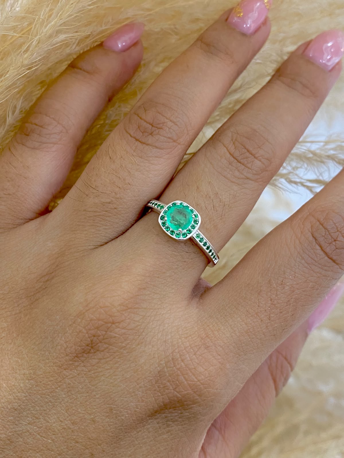 Anillo esmeralda redondo TALLA 7