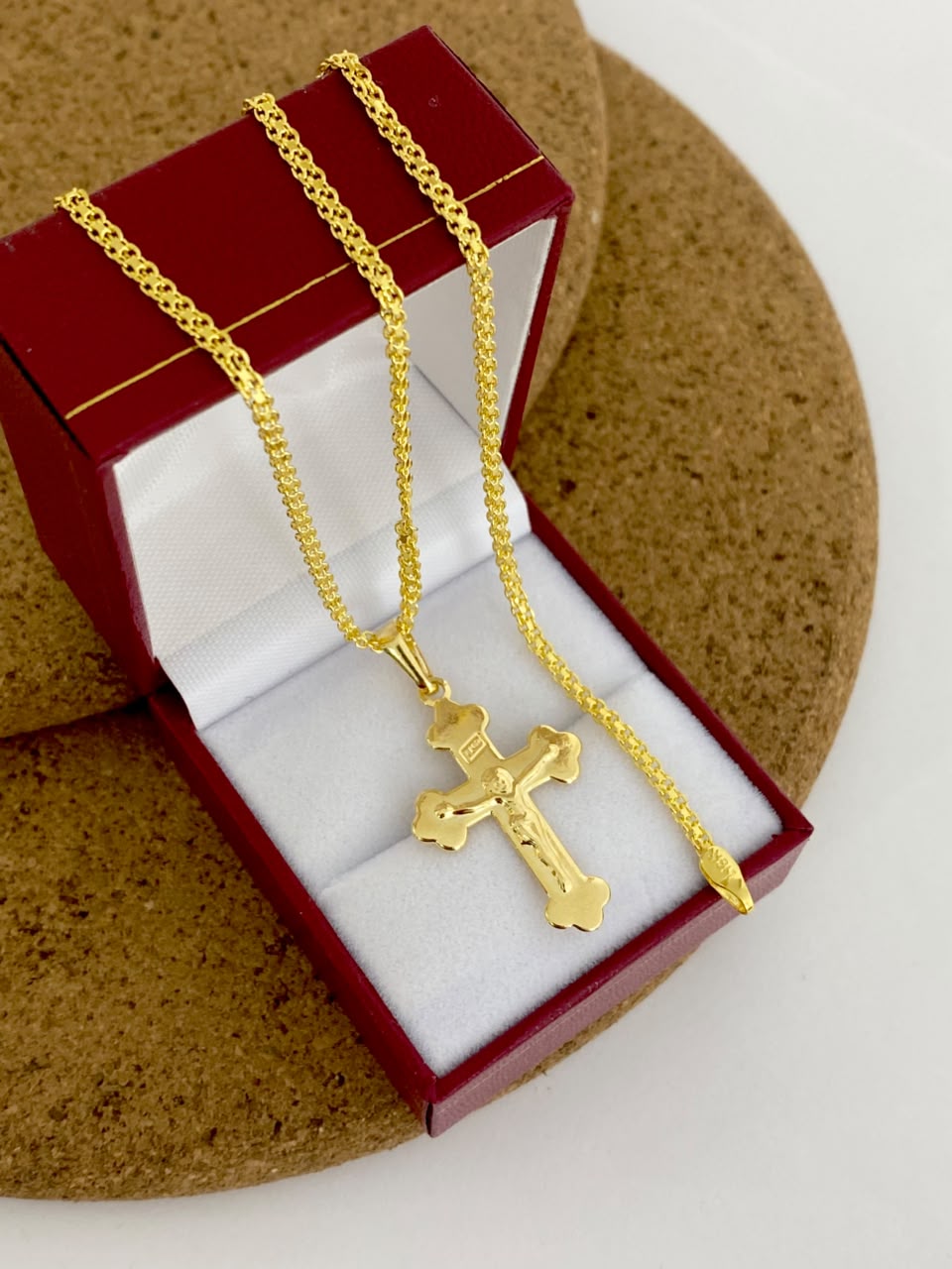 Cadena tejido 50cm + Dije cristo