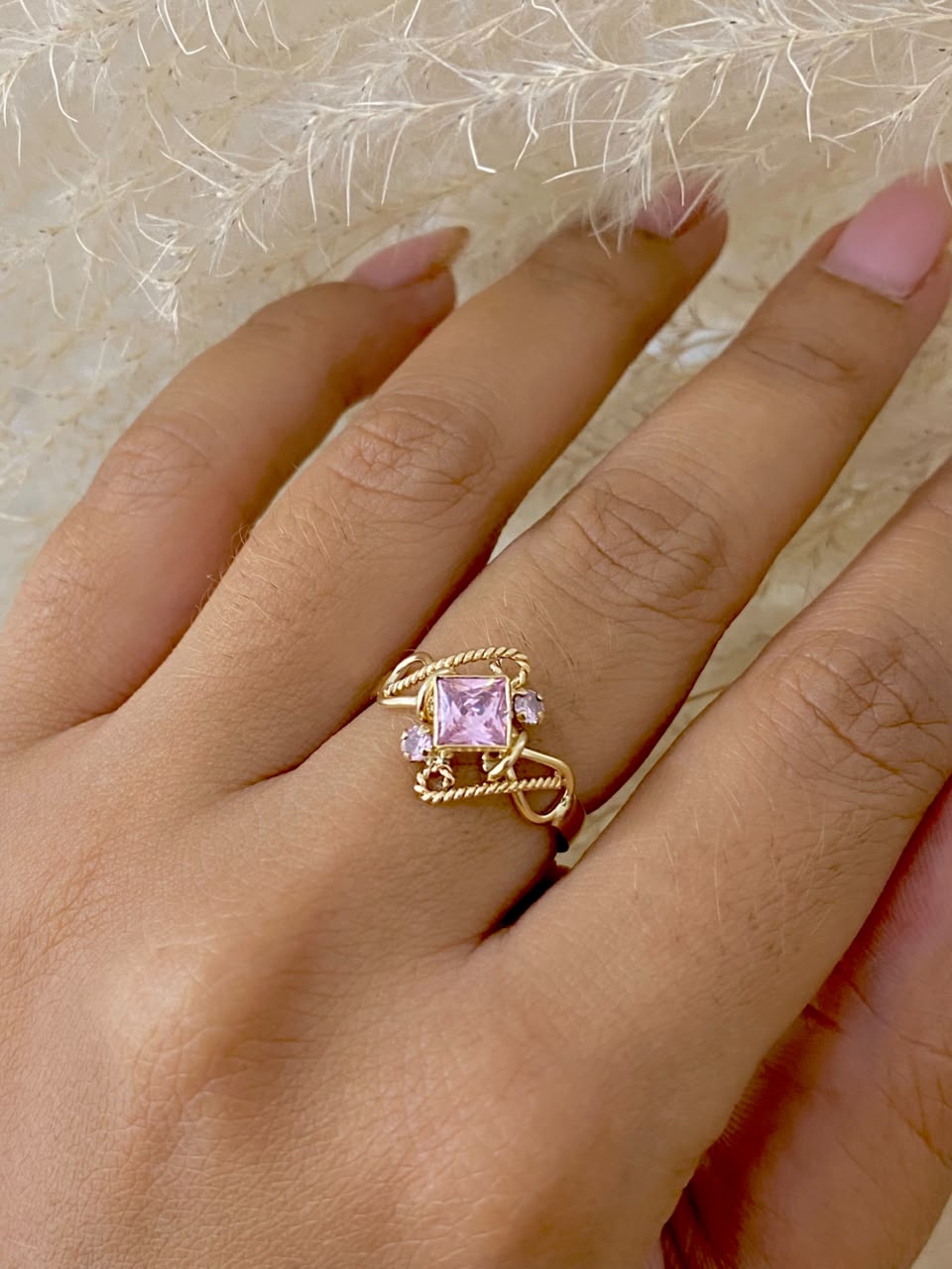 Anillo rombo circon rosa talla 7