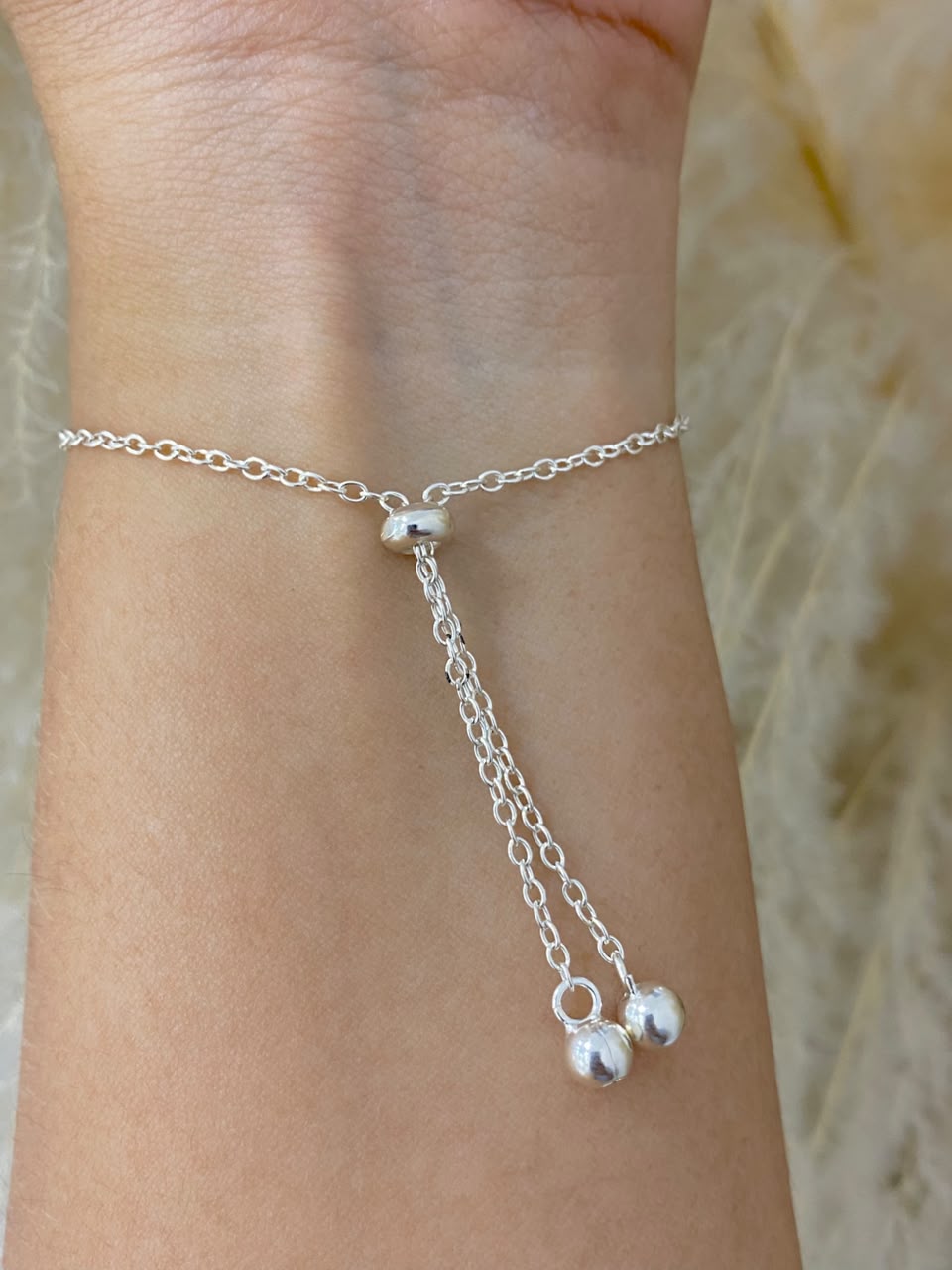 Pulsera trébol blanca